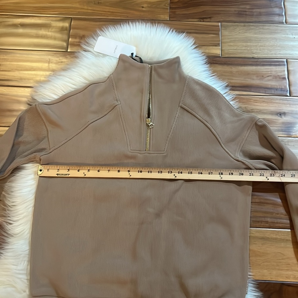 NEW VARLEY rhea half-zip sweat in stucco Sz XS - Picture 4 of 10